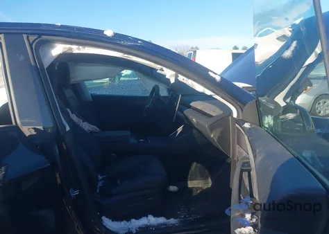 2026 Tesla Model Y Long Range Launch Series/Premium All-Wheel Drive z USA, uszkodzony, nr VIN 7SAYGDEE3TF328306